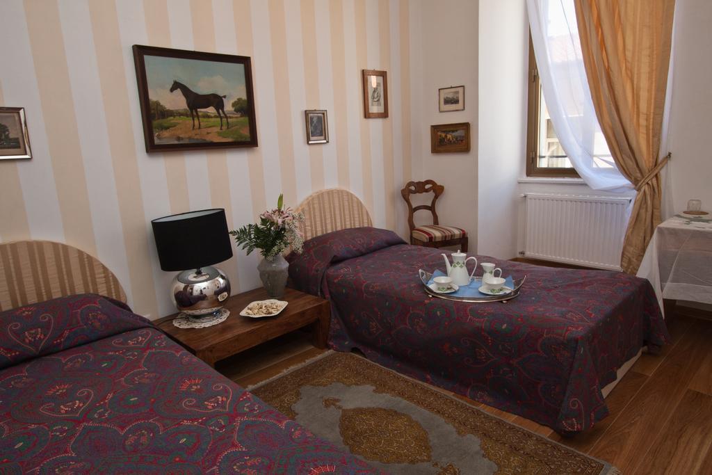 B&B Better Trieste Luaran gambar